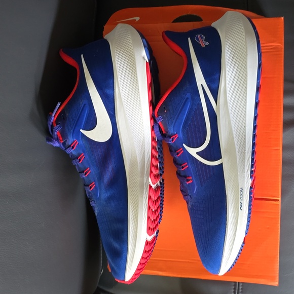 Buffalo Bills NIKE Zoom Pegasus 39 Running Shoe - Picture 9 of 11